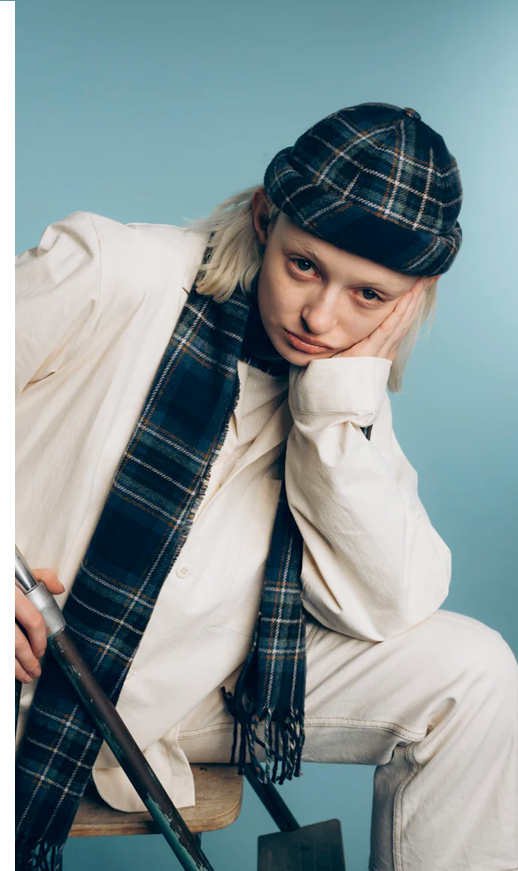 Bonnet docker MIKI TARTAN Béton Ciré en laine d’agneau